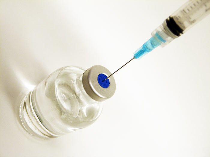 needle-vaccine-syringe-vial