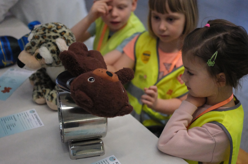 aufnahme teddybärkrankenhaus visita peluche bambini austria ospedale simulazione